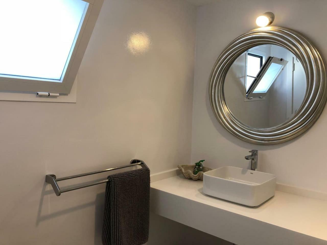 Sea Breeze With Shared Pool And Near The Beach Apartman Costa Teguise Kültér fotó