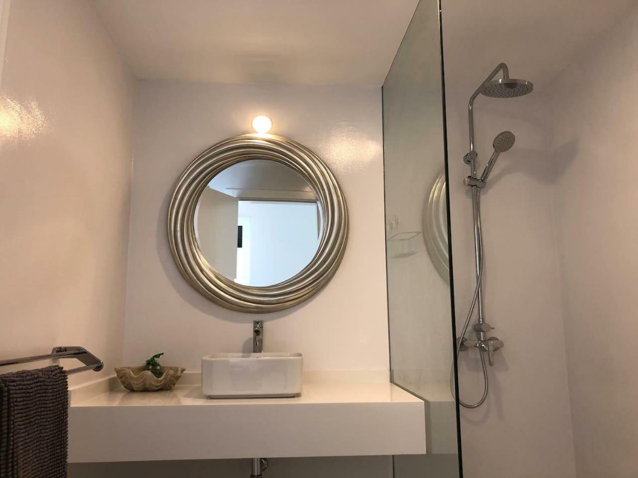 Sea Breeze With Shared Pool And Near The Beach Apartman Costa Teguise Kültér fotó
